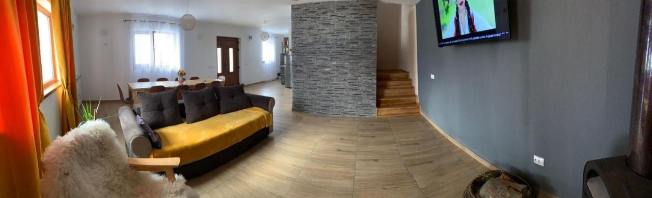 Casa Loredana คือร์ตีโชอารา ภายนอก รูปภาพ