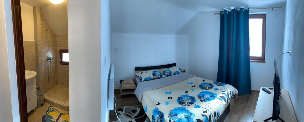 Casa Loredana คือร์ตีโชอารา ภายนอก รูปภาพ